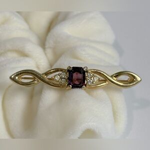 Elegant Vintage Gold and Purple Women's Brooch